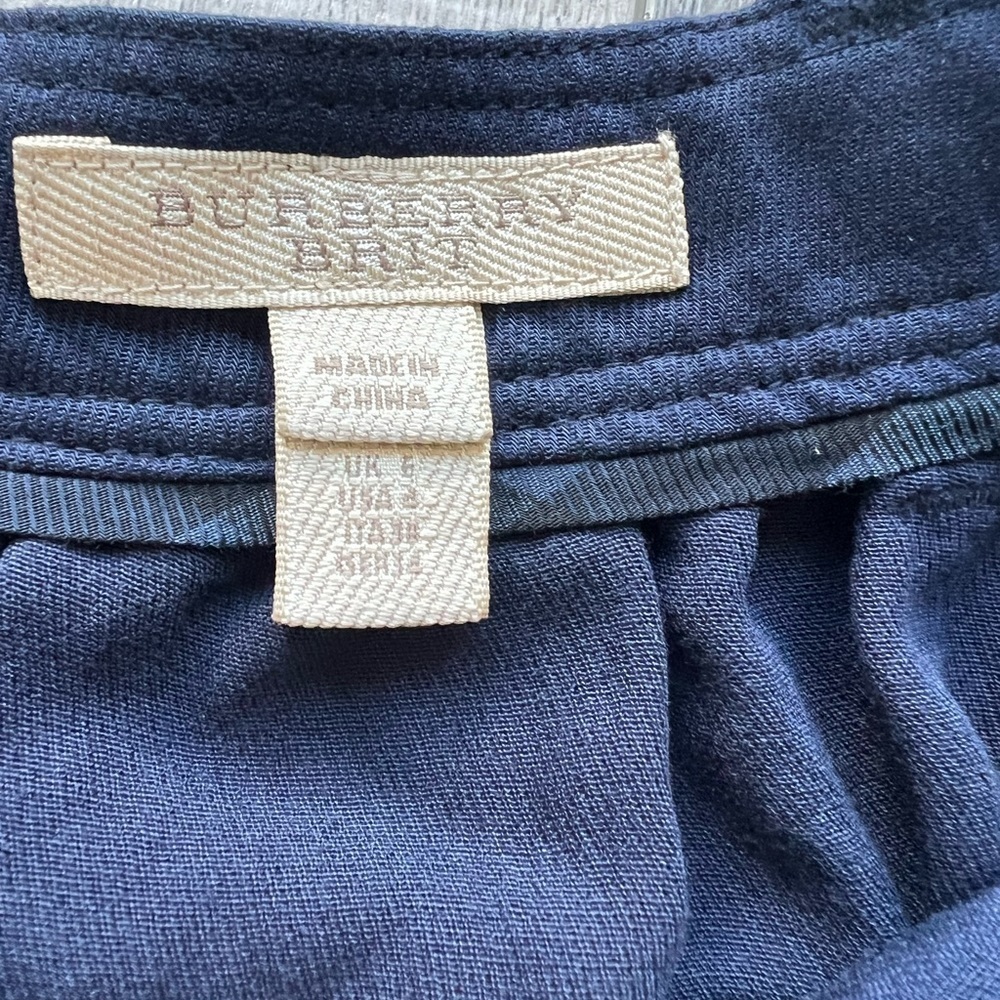 Burberry Brit Pleated Skirt in Navy Size 4 - Picture 2 of 8